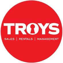 Sarah @ Troys